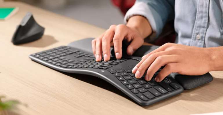 The Logitech Ergo K860 is a PC keyboard that feels like a laptop keyboard. 